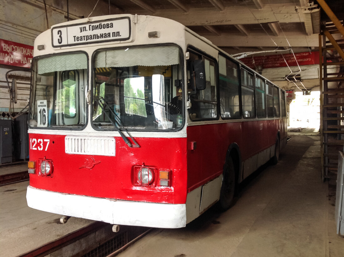 Кировское депо, фото Ttransport.ru