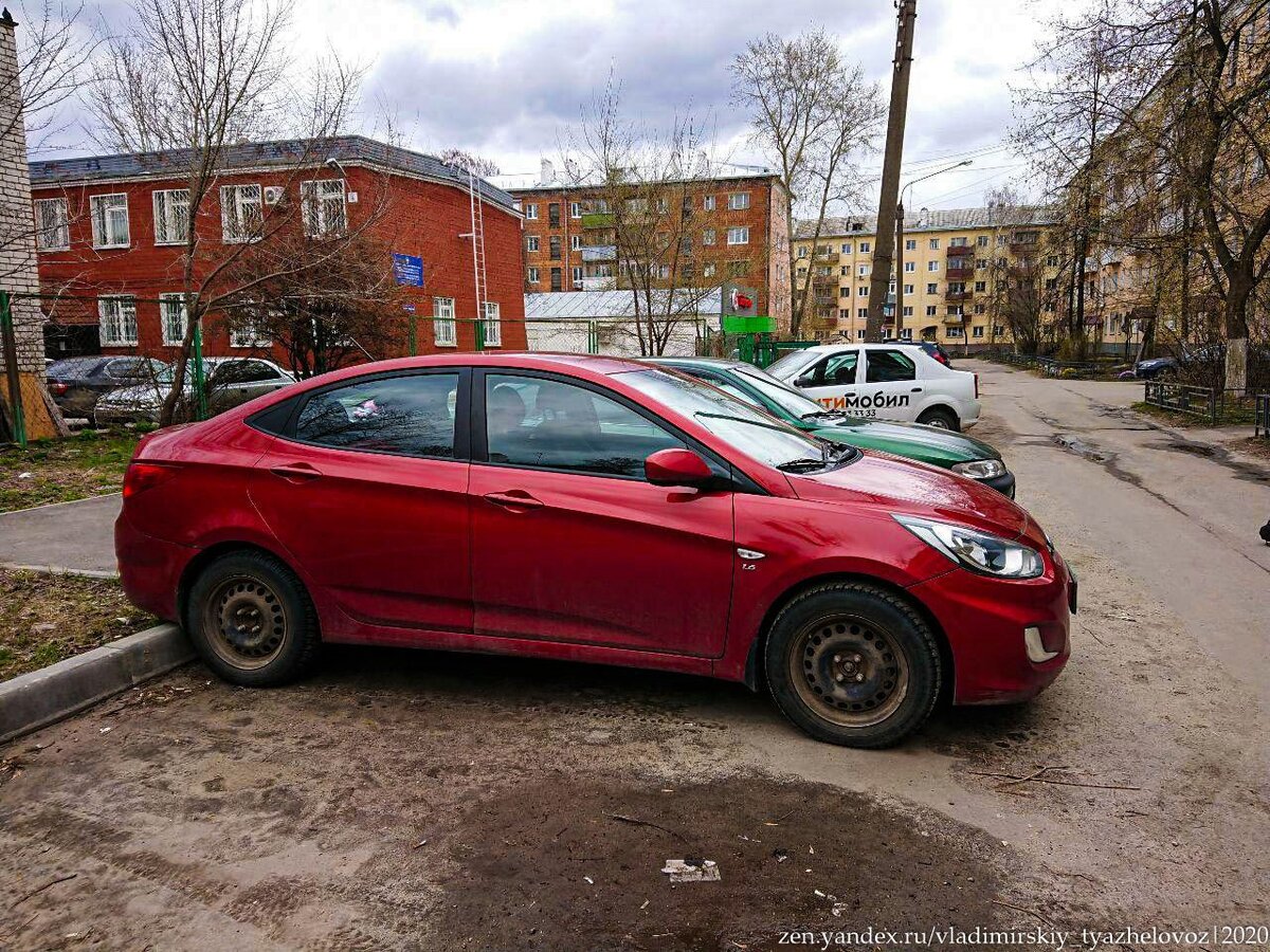Солярка в хорошем состоянии на вторичке будет стоить в районе полумиллиона, что говорит о ее крайней ликвидности