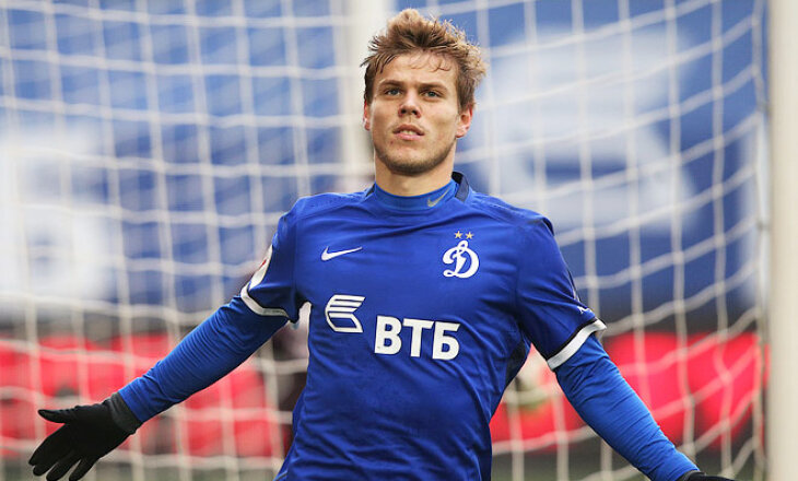 Александр в составе Динамо.