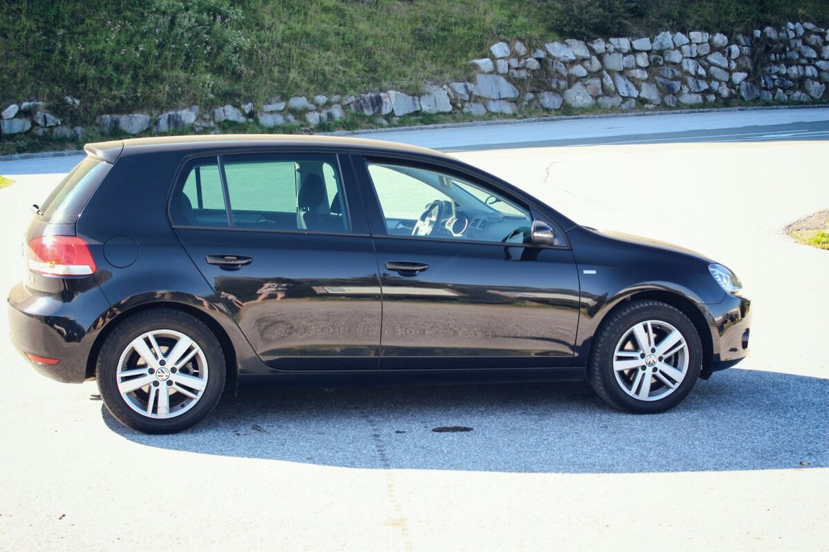 В 2015м был драйверский Volskvagen Golf