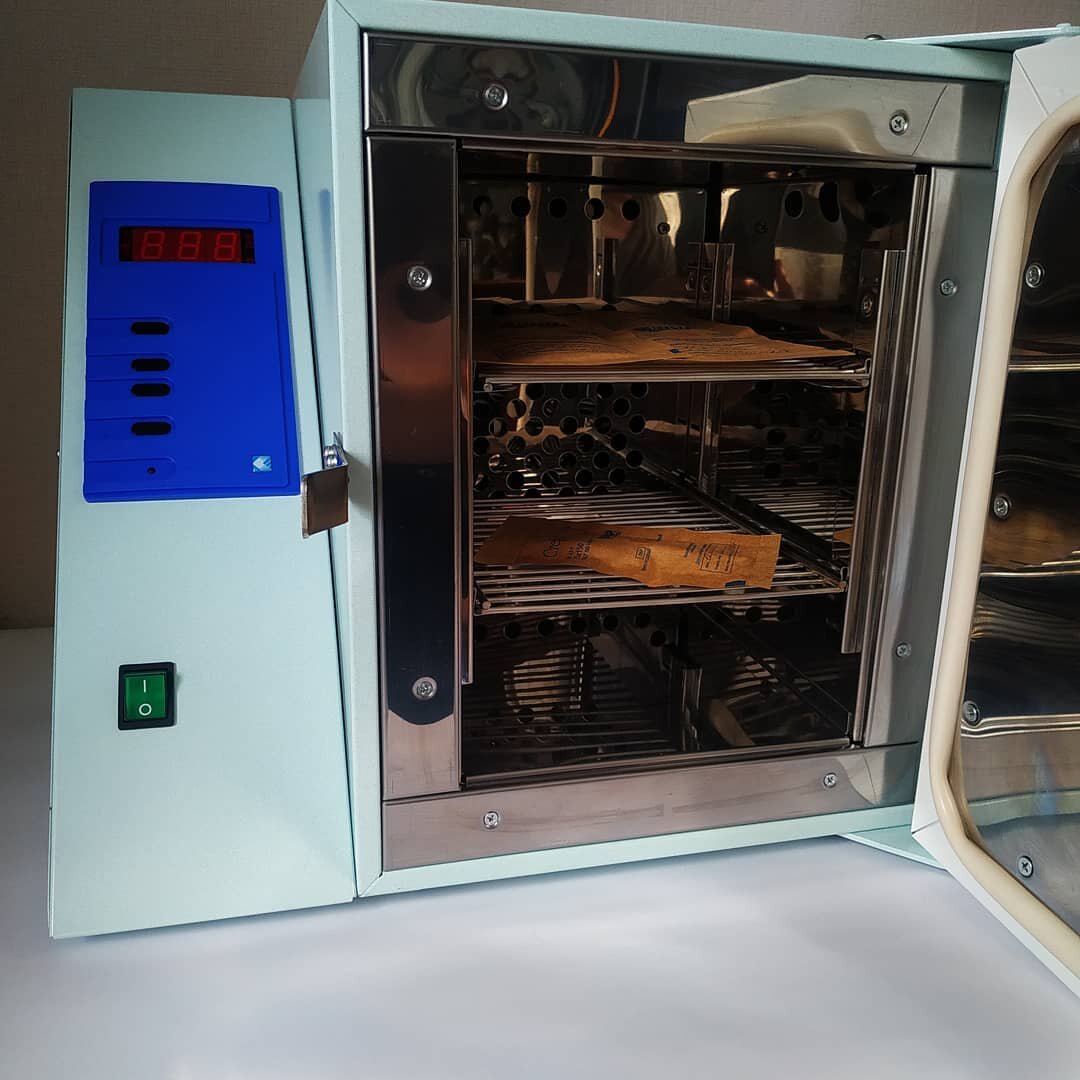 стерилизация инструментов в сухожаровом шкафу проводится при температуре