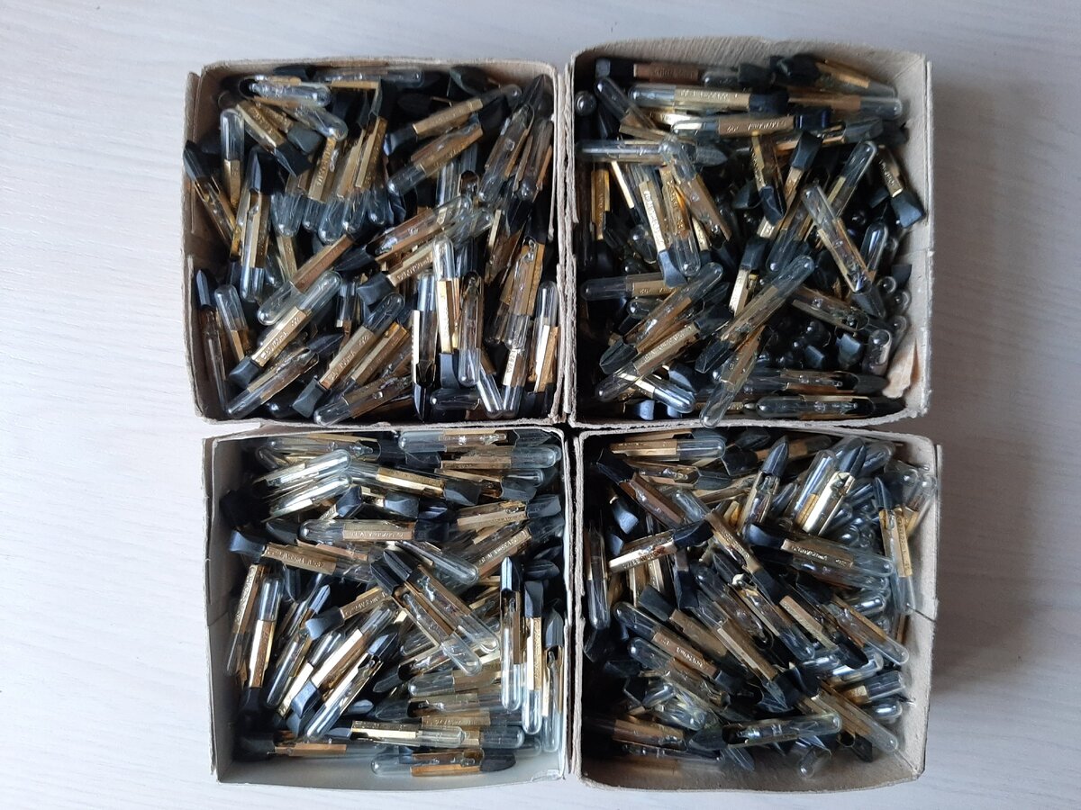 Лампы накаливания км24 35. 