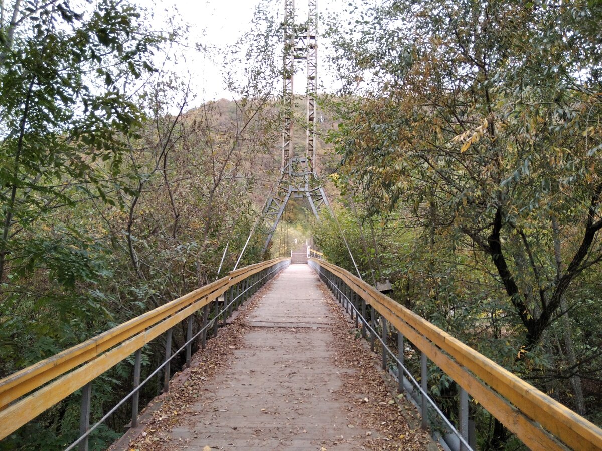 Мост, ведущий к терренкуру