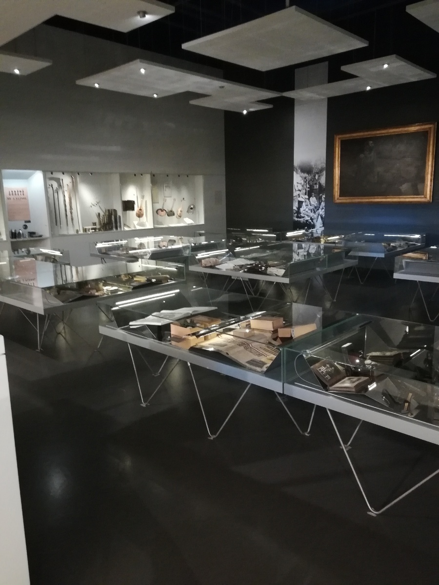 Musée de la Grande Guerre. Предметы солдатского быта и траншейное искусство