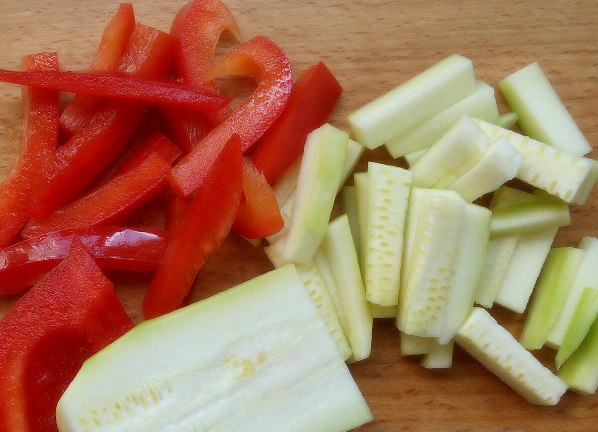 Кабачок и сладкий перец