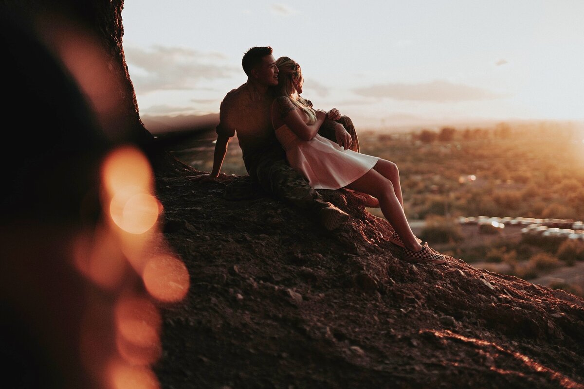 Третье желание, чтобы ее парень влюбился в нее так же как и она. 