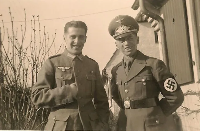 Политические лидеры.