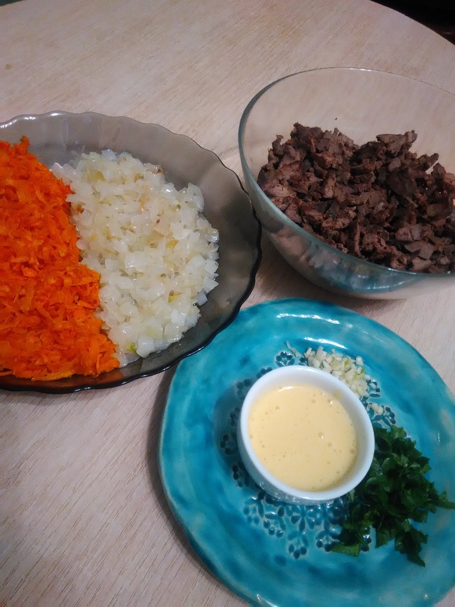 Подготовленные ингредиенты перед смешиванием