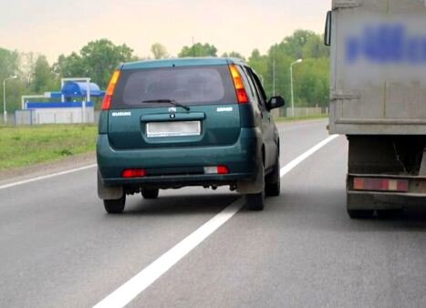 Пересечение сплошной линии. Источник Яндекс картинки