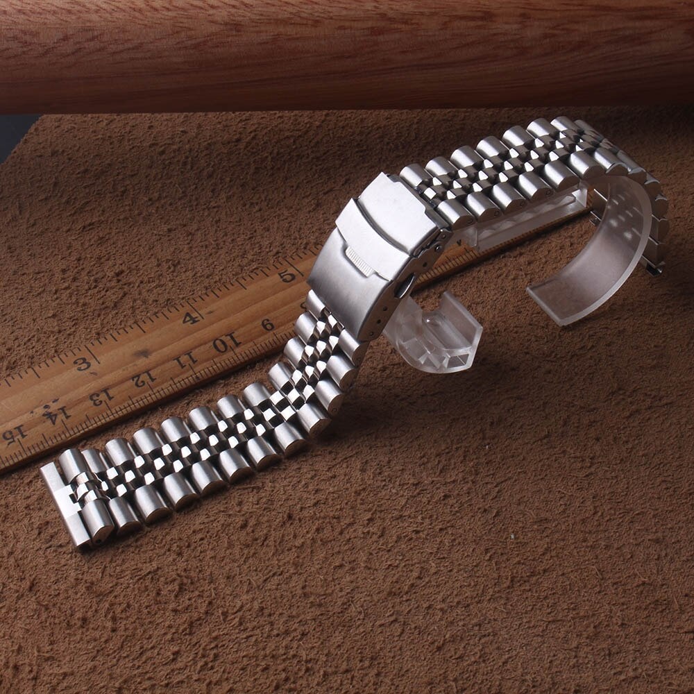 Металлический браслет