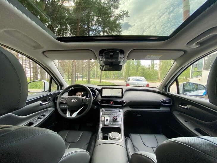 Hyundai Santa Fe с панорамной крышей