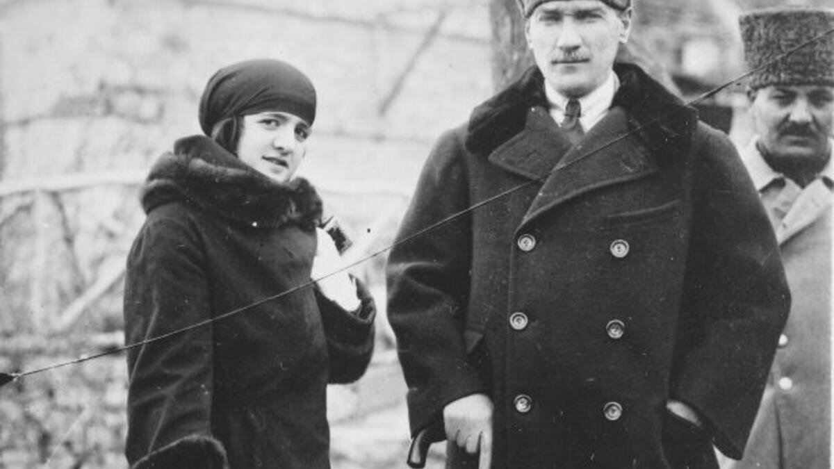 Ататюрк и его женщины