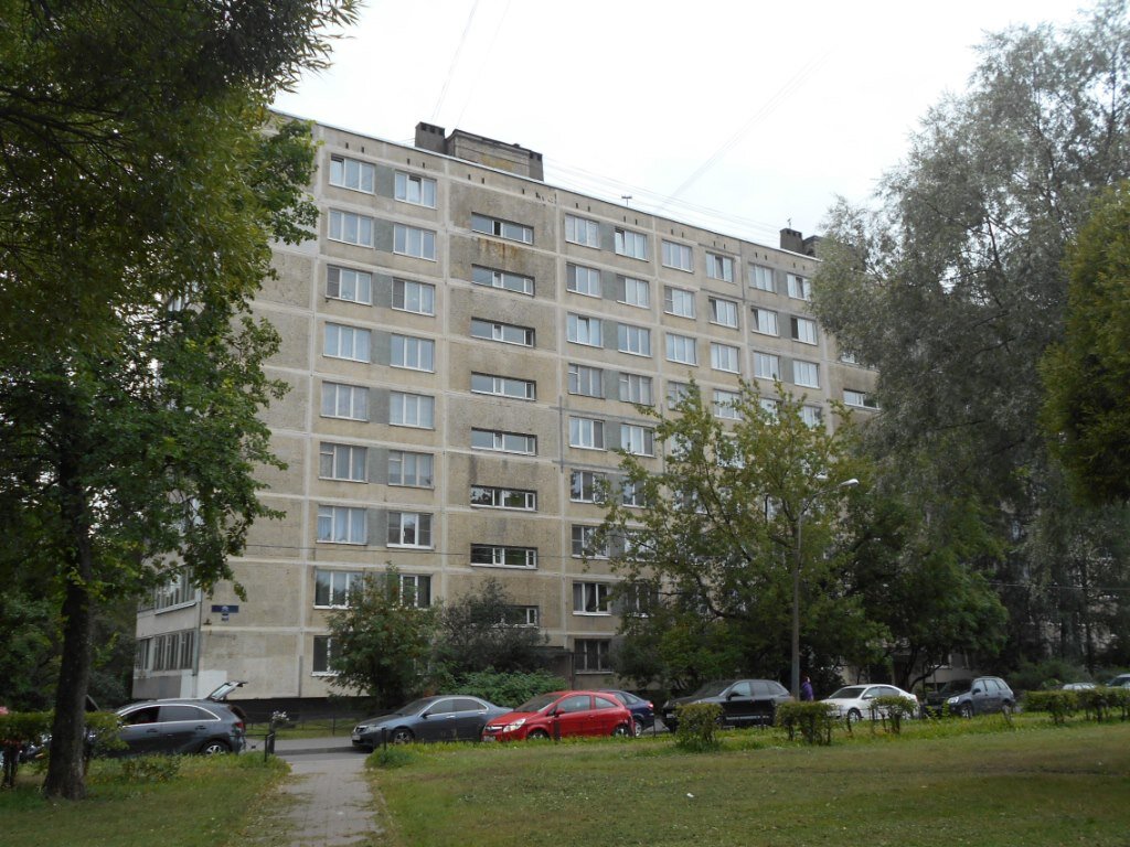 Студия на первом этаже панельки обойдется в 1,7 млн. Фото: Wikimapiaia.org