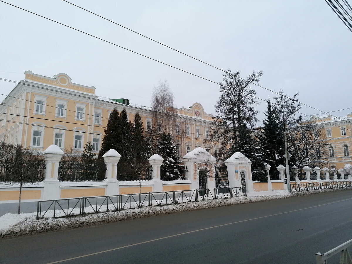 РГУ им.Есенина на ул.Свободы