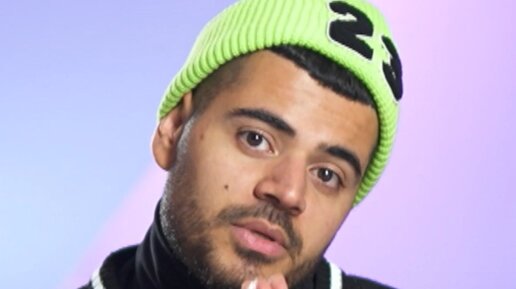 богиня шопинга роман каграманов. роман каграманов шоу богиня шопинга. роман каграманов голый. богиня шопинга роман каграманов. ведущие шоу богиня шопинга.