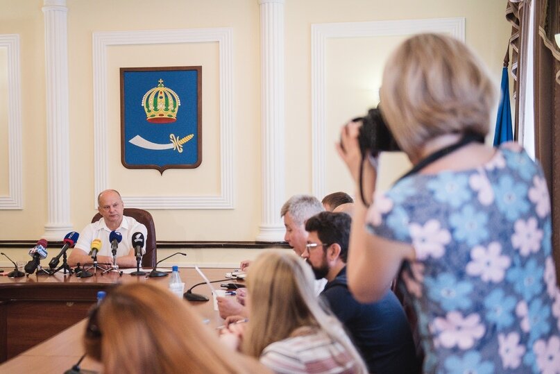     Глава Астрахани Олег Полумордвинов / Инфоштаб
