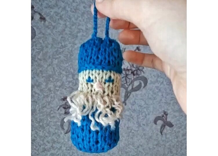 Ёлочная игрушка спицами