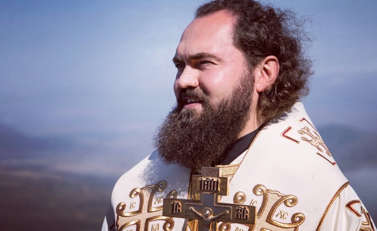 Феофилакт (Курьянов) — архиепископ Пятигорский и Черкесский, управляющий приходами Патриаршего благочиния в Туркменистане.