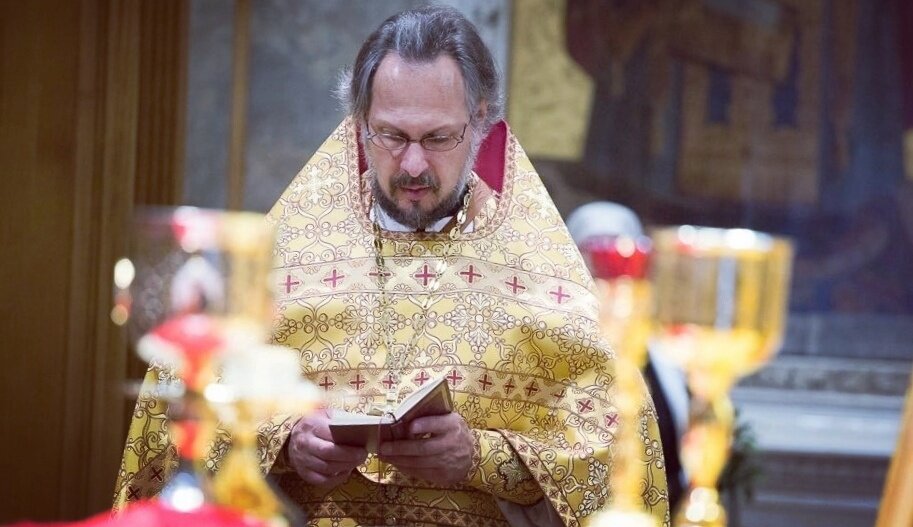 Михаил Стрельников — протоиерей, настоятель храма святых мучеников Адриана и Наталии в Старо-Паново (г. Санкт - Петербург).