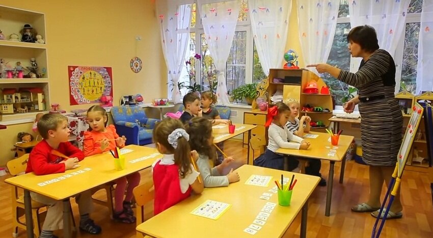 Занятия в детском саду, https://youtu.be/SrcIm_nmCLc?t=619