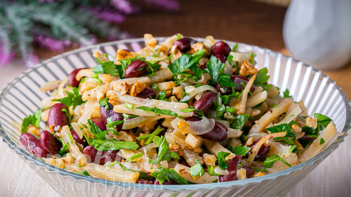салат из листьев сельдерея рецепты с фото простые и вкусные | Дзен