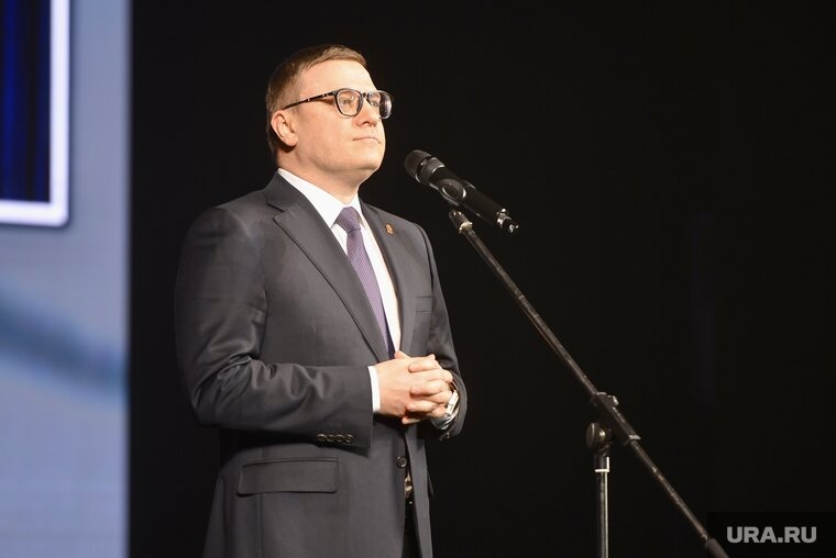    Алексей Теслер поприветствовал лауреатов премии