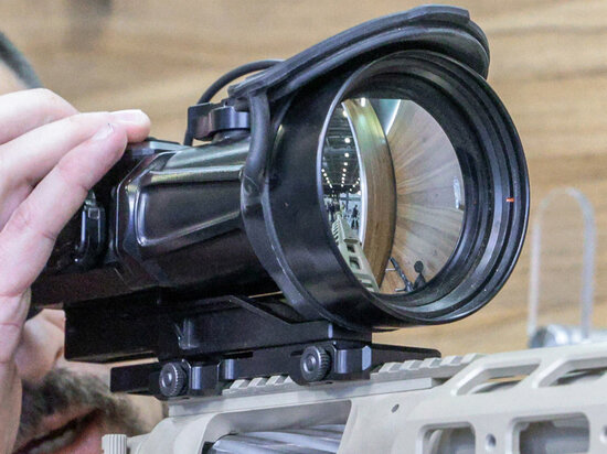   globallookpress.com
