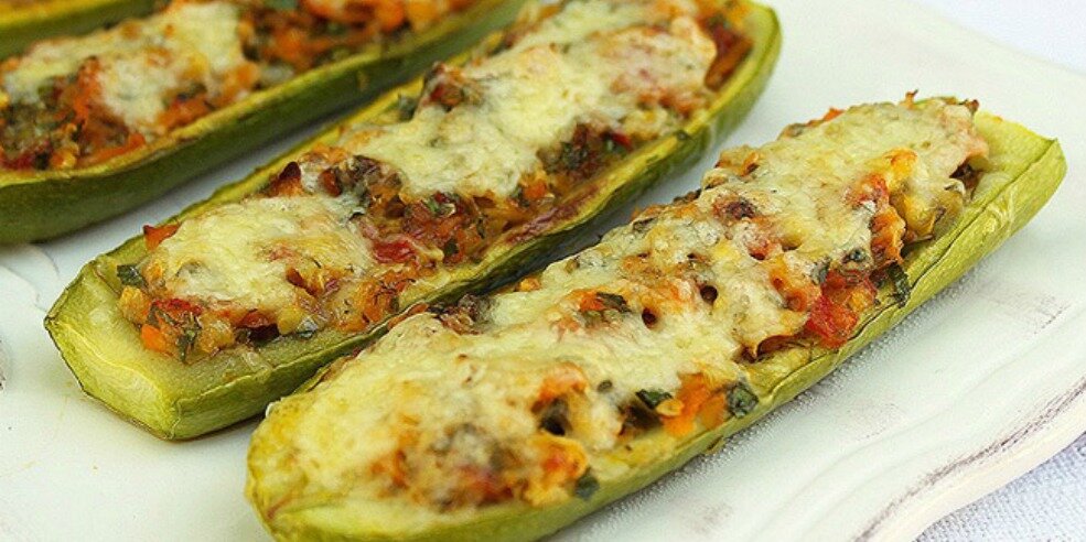 Фаршированные кабачки цукини