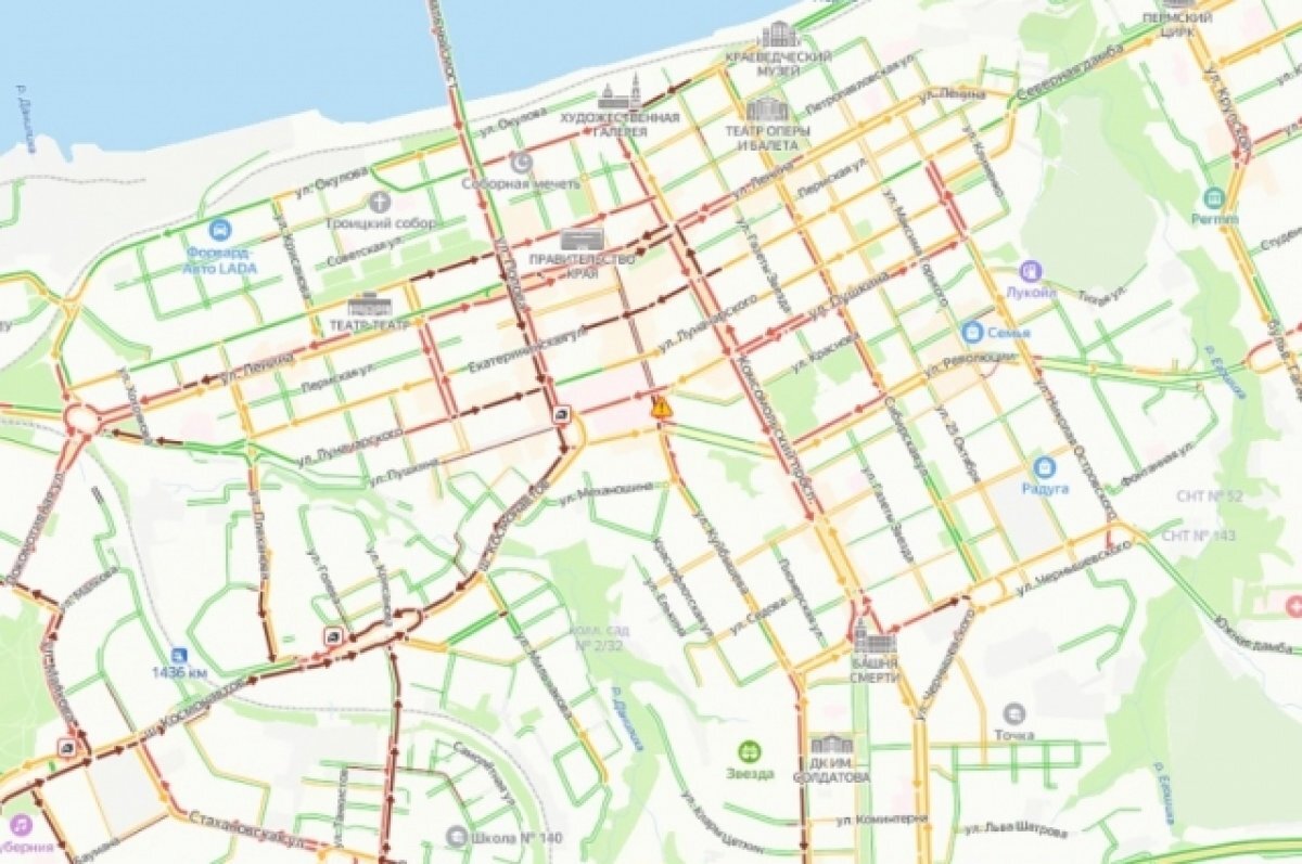    Утром 7 марта Пермь вновь сковали восьмибалльные пробки