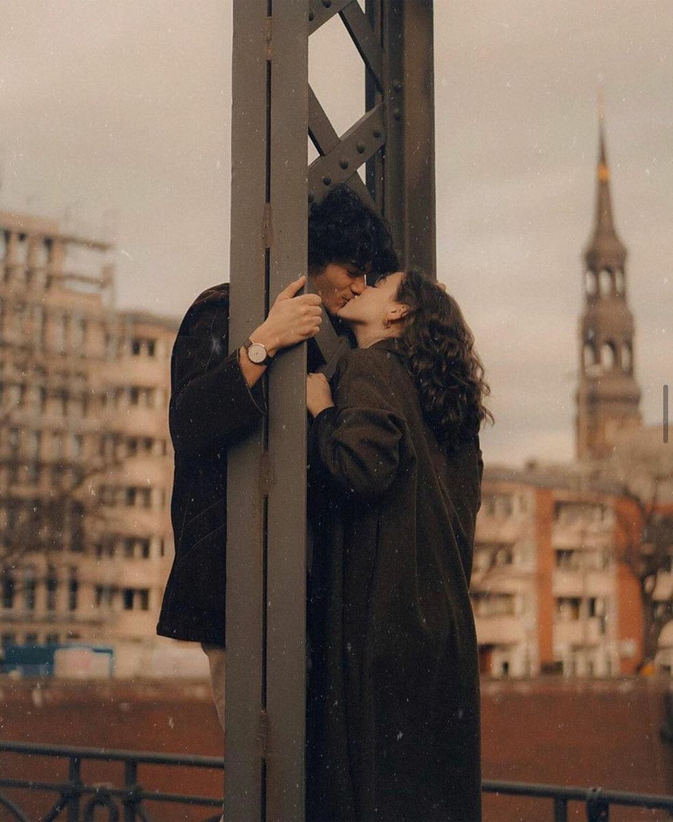 Фотосессия лав история. Лавстори летом. История золушки 2022. История влюбленные. История влюбленные.