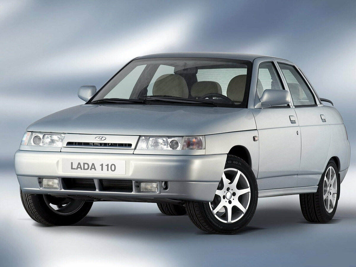 Российский автомобиль Ваз 2110