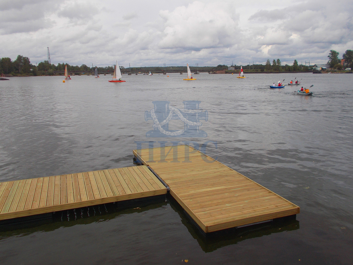 площадка для швартовки из секций Лиман