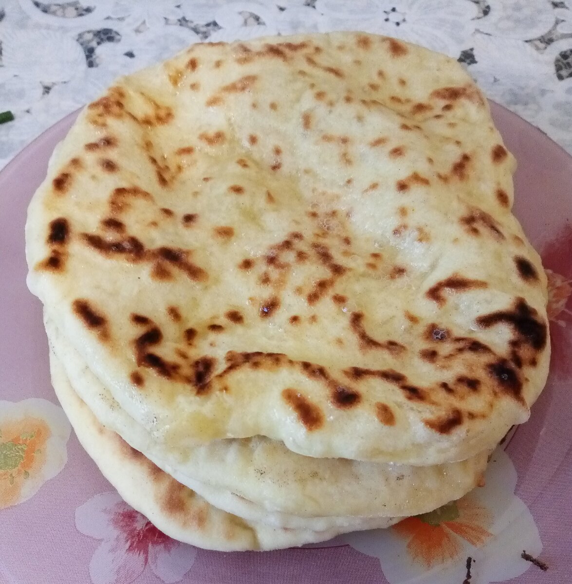 Сырная лепешка на сковороде на кефире рецепт с фото пошагово