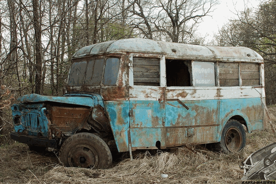 остов автобуса. шасси паз 3205. автобус обои. ржавый автобус. остов автобуса.