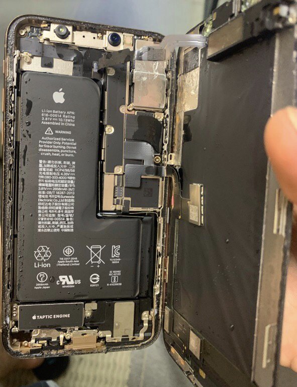 iPhone XS