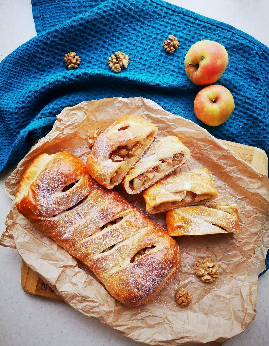 Яблочно-ореховый штрудель! Вкусная выпечка к чаю