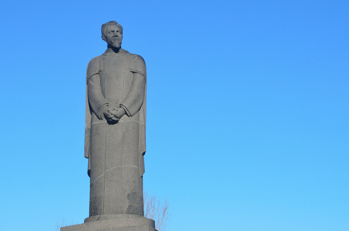 Памятник тимирязеву москва