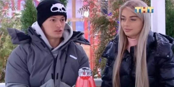 Ольга моцак и жанна. Дом два дзен. Дом два дзен. Жанна урманчеева и ольга моцак. Анастасия стецевят дом 2 на сейшелах.