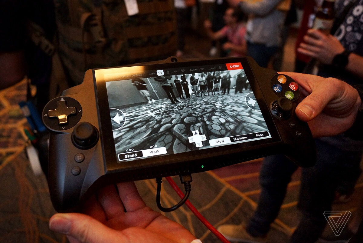 Та самая консоль, похожа на какую то коллаборацию Nintendo c Xbox