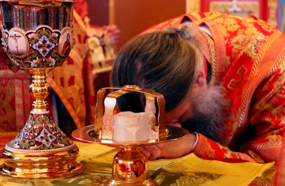  Молитва епископа Фото из открытого источника