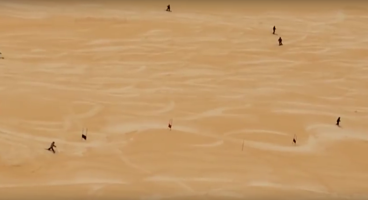 "В первую секунду я сразу подумал, что нас настигла божья кара, ну или техногенная катастрофа", – рассказывает житель Красной Поляны Андрей Никитин. Иллюстрация: "Сочи-24".