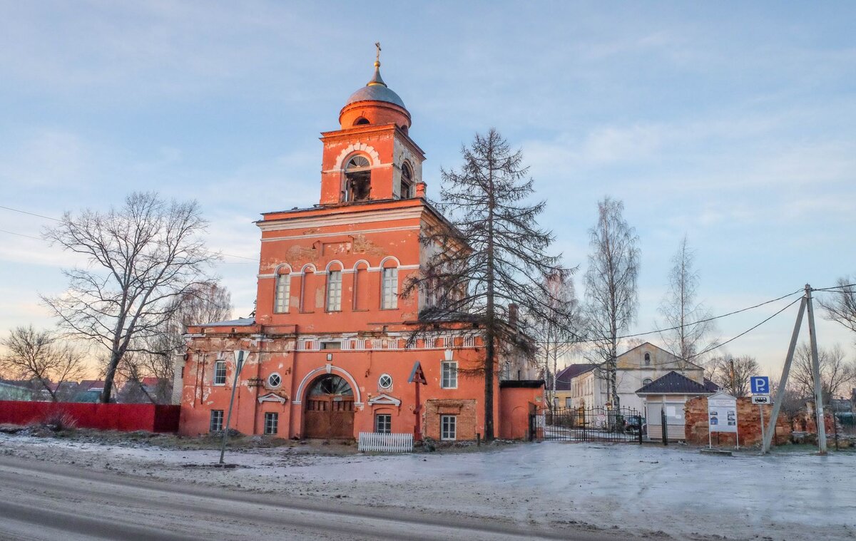 Церковь св. вмч. Екатерины и мч. Августы. Введенский монастырь, декабрь 2020г.