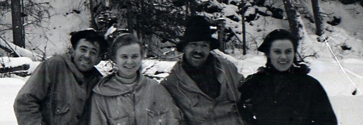 Дятловцы в походе