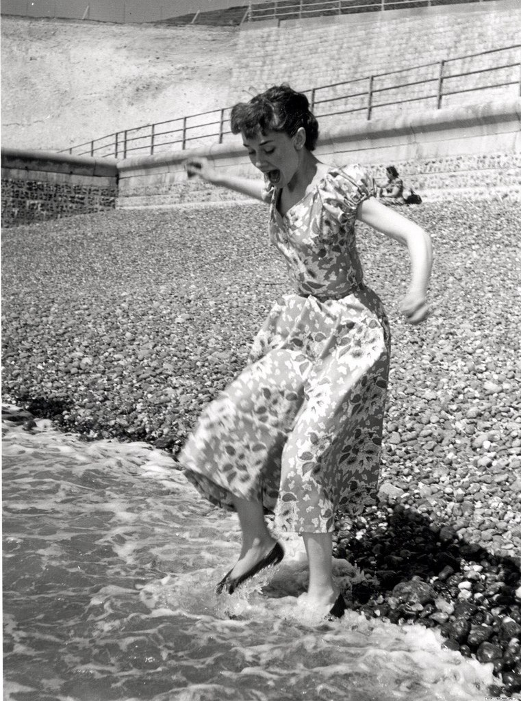 Одри Хепбёрн в фильме "Дитя Монте Карло" (1953)