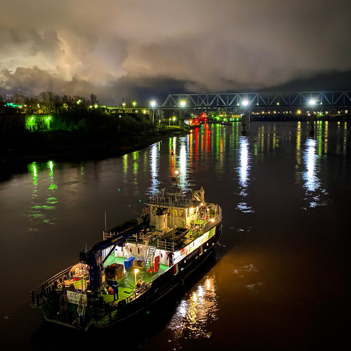 Панорама ночного Волхова