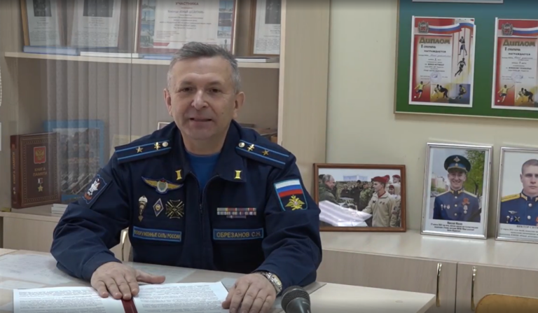    Во всех школах Оренбуржья в День Героев Отечества прошел «Урок мужества» Елена Шкатова