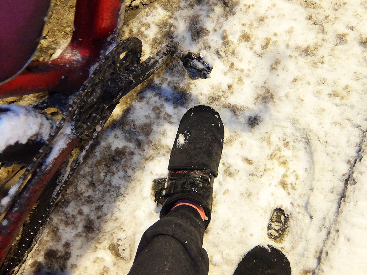 Ещё с контактными педалями и в велотуфлях