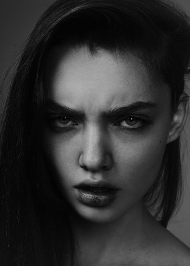 Фото чужое, но некоторое сходство есть. Источник - https://www.pinterest.com