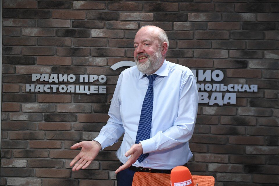    Депутат парламента РФ Крашенинников назвал целью закона о декларациях привлечение бизнесменов в представительные органы Михаил ФРОЛОВ