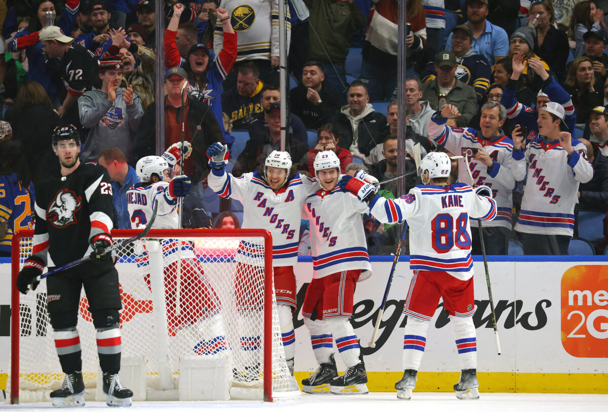 Игра НХЛ завершилась в овертайме. «Нью-Йорк Рейнджерс» в гостевом матче регулярного чемпионата НХЛ победил «Баффало Сэйбрз» со счетом 2:1 ОТ.